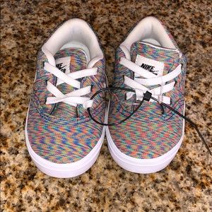 Toddler NWT Nike SB size 6C / 6T